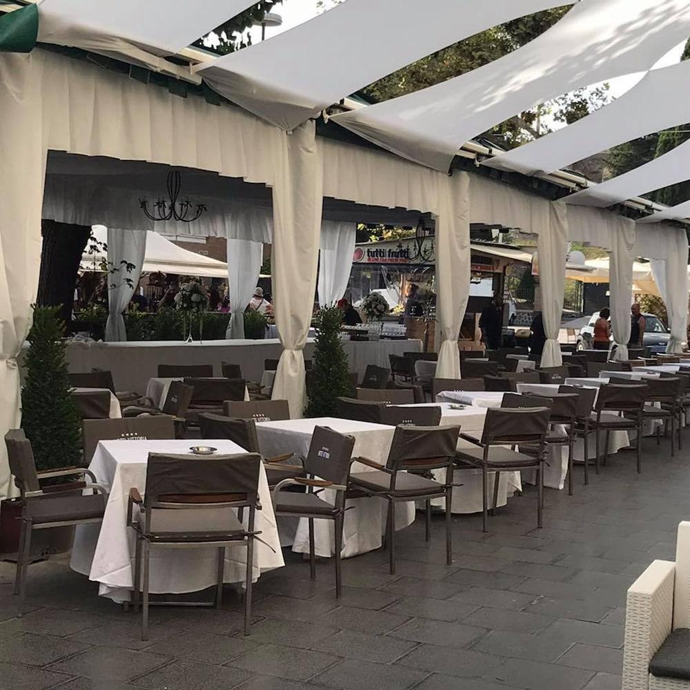 代普林斯帕提酒店 巴罗尼西 外观 照片